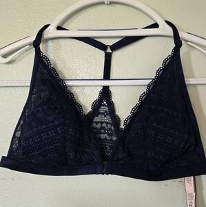 Victoria's Secret | Navy Lace Front Close Bralette Size Large